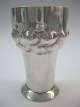 Skønvirke/jugend 
vase 
fremstillet ca. 
1900. Højde 
10,6 cm. Vare 
nr. 129565.