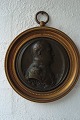 Ubekendt 
kunstner (19 
årh):
Kejser 
Napoleon 
Bonaparte i 
profil.
Patineret 
bronze plakette 
med ...