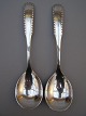 Dessertske 
Perle 
sølvbestik fra 
Georg Jensen 
L:17,5cm