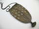 Perle taske 
fremstillet i 
Danmark ca. 
1880 - 1900. 
*Har lettere 
brugsmærker. 
Længde 21,5 cm 
og ...