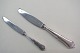 Rita knive:
Middagsknive 
længde 21,6 cm.
Frokostknive 
længde 19,5 cm. 

Pris pr. stk. 
kr. ...