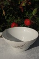 Rosenthal 
porcelæn 
Romance i Moll. 
hvidt porcelæn 
dekoreret med 
blomsterkurv og 
guld. 
Salatskål, ...