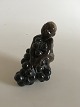 Bing & Grøndahl 
Stentøjs figur 
dreng med druer 
af Kai Nielsen. 
Måler 10,5cm x 
9,5cm og er i 
...