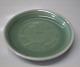 Royal 
Copenhagen 
stentøj 1977-1 
Kgl. Celadon 
glaseret skål 
20 cm med 
springende 
hjort i relief 
- ...