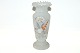 1800 tals 
Opaline vase, 
Malet med 
blomster
Højde 22 cm.
Perfekt stand.
