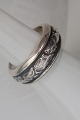 Georg Jensen  
Ladyes ring no. 
28c  
sterlingsilver 
925s.  Ring 
Size 49 = 15,6 
mm. Fine 
condition.
