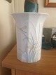Rosenthal Tapio 
Wirkkala Vase. 
Measures 16,1cm 
and is in good 
condition.