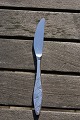 Diamant 
sølvplet bestik 
Diamant 
pletbestik.
Frokostkniv i 
pæn, brugt 
stand.
L 18,5cm
