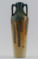 Fransk keramik 
vase, 
Cauterets.
Signeret. 
Konisk vase, 
blågrå glasur 
på beige-brun 
baggrund, ...