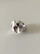 Georg Jensen 
Sterling Silver 
Ring modern No 
130. Ring Size 
53 / US 6 1/2. 
Weighs 9 g / 
0.30 oz.