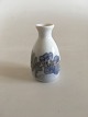Royal 
Copenhagen Art 
Nouveau Vase 
Miniature No 
1300/1261. 
Måler 6,5cm