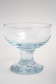 Holmegaard, 
Kroglas, 
champagneglas 
med blåligt 
skær. II. 
sortering. 
Højde 10,5 cm. 
Øverste ...