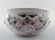 Bjørn Wiinblad 
unika keramik 
urtepotteskjuler, 
rosa og grå 
glasur.
Måler: 22 cm. 
x 9,5 cm. ...