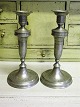 Par tinstager 
lysestager
Dateret 1867
Højde 21cm.