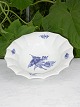 Kgl. Blå blomst 
Kongelig 
porcelæn. Royal 
Copenhagen Blå 
blomst kantet. 
Rund skål nr. 
8557. ...