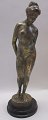 Bronzefigur af n&oslash;gen kvinde. 19. &aring;rh. Signeret: Damant. Frankrig. P&aring; ...