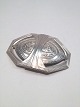 WMF Bæltespænde 
i sølv, stammer 
fra omkring år 
1910. 
Længde: ca. 
9,4cm. Bredde: 
ca. ...