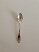 Georg Jensen 
Akkeleje 
Sterling Silver 
Tea Spoon No 
033. Measures 
13 cm / 5 1/8 
in.