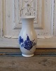 Royal 
Copenhagen 
Flettet Blå 
Blomst vase 
No. 8263, 1. 
sortering
Højde 17,5cm.
Lager: 5