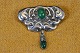 Broche 
skønvirke, 
Jugend, Art 
Nouveau af 
organisk 
mønster i sølv 
med perle af 
grøn agat i ...