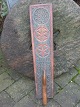 Dansk almue 
manglebræt 
dateret 1829
originaldekoreret
længde 
60cm.
alder 
relateret 
brugsspor
