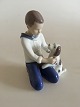 Bing & Grøndahl Figurine No 2334 Dreng der børster sin hund