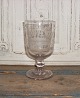 Stor fransk 
souvenir pokal 
Fremstår med 
lidt glas pest.
Højde 22cm. 
Diameter top 
11,5cm.