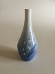 Bing & Grøndahl 
Art Nouveau 
Liljekonval 
Vase No 57/8. 
16.5 cm Høj. 1. 
Sortering. I 
fin hel stand.