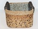 Richard Manz 
keramik
Firkantet 
krukke med 
ombukket kanter 
og forskellige 
glasurer.
Fra ...