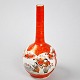 Antik 
håndbemalet 
japansk vase, 
Kutani, 19. 
årh., med 
dekoration i 
form af fugl i 
træ og to ...