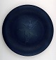 Ipsens enke 
nummer 2, 
keramikfad, 
fisk i relief.
Smuk mørkeblå 
glasur  
Måler : 30 cm. 
 
I ...