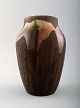 Søren 
Kongstrand & 
Jens Petersen 
stil. 
Keramik vase, 
glasur i brune 
nuancer. 
Unikaarbejde af 
...