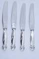 Georg Jensen 
sterling sølv. 
Pinje 
frokostkniv, 
længde 20,3 cm. 
med kort skaft. 
Pæn brugt 
stand, ...