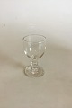 Lille vinglas, 
Dansk, Fra 
1860-80. 
Navlemærket. 
Måler 10,4 cm