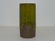 Nymølle keramik 
vase af 
kunstner Gunnar 
Nylund med gul 
flydeglasur.
Fra omkring 
...