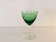 Holmegaard, 
Ejby, 
hvidvinsglas 
med grøn kumme 
og 
krysslibninger, 
12cm høj, 7,5cm 
i diameter ...