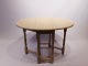 Antikt 
hvidmalet 
klapbord fra 
omkring 
1880erne. 
Bordet er i 
flot antik 
stand.
H - 67 cm, B - 
...