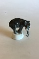 Rosenthal Figur 
af elefant. 
Mangler halen. 
Måler 9,5 cm