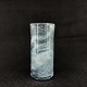 Højde 15,5 cm.
Signeret 
Holmegaard Pl 
610121.
Vasen er et 
unika.
Lava er en 
kunstserie på 
...