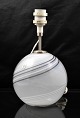 Color line 
Holmegaard 
bordlampe (183)
Glas lampenn 
måler Højde: 34 
cm   Ø.:20,5 cm
Der er ...