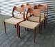 Spisebordsstole 
i teaktræ med 
flettet sæde 
model 71
Designet af 
N.O. Møller, 
1951, 
nyrenoveret. 
...