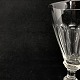 Højde 13-13,5 
cm.
Anglais er den 
første hele 
danske 
glasserie med 
størrelser fra 
snapseglas til 
...