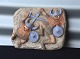 Keramik relief, 
2 glade 
vikinger med 
blå skjold og 
blå hjelme
Design Henning 
Knudsen OBS den 
...