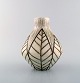 Mari Simmulson for Upsala-Ekeby. Vase i moderne stilrent design.