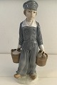 Lladro, 
Hollandsk Dreng 
med 
mælkespande, No 
4811 H 22 cm