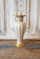 Royal 
Copenhagen 
krave vase 
dekoreret med 
guld 
No. 740/8626, 
1. sort.
Design:  
Gustav ...