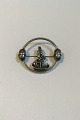 Hans Hansen 
Sterling Silver 
 Brooch 
Cleopatra on 
Nile barge and 
two Scarabs 
Diam 4,2 cm 
(1.65 ...
