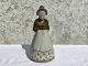 Bing & 
Grøndahl, 
Kvinde i 
egnsdragt 
#205-1, 23cm 
høj, 
1.Sortering 
*Perfekt stand*