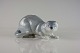 Figur i 
porcelæn med 
motiv af grå 
mink, arkivfoto
Design af 
Jeanne Grut, 
nr. ...