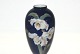 Royal 
Copenhagen Art 
Nouveau vase 
Dek Nr 
1886/47C. 
Måler 17,5 cm
1.sortering
Pæn og ...